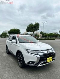Xe Mitsubishi Outlander 2.0 CVT 2021