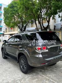 Xe Toyota Fortuner 2.7V 4X2 AT 2016