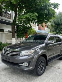 Xe Toyota Fortuner 2.7V 4X2 AT 2016