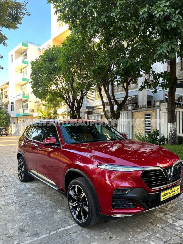 VinFast Lux SA 2.0 Premium 2.0 AT 2019