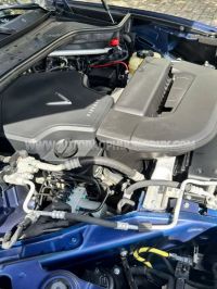 Xe VinFast Lux SA 2.0 Base 2.0 AT 2021