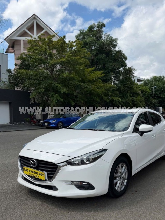 Mazda 3 1.5 AT 2018